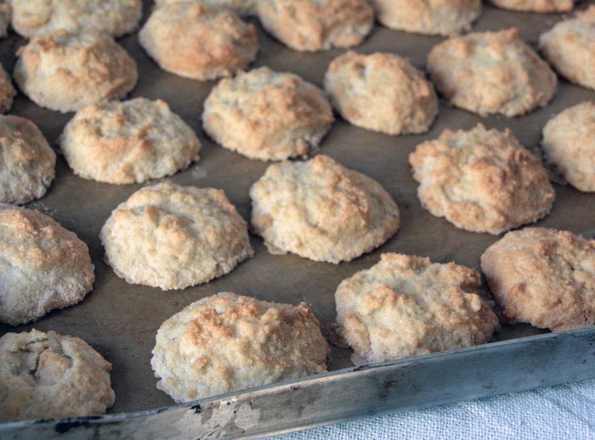 Amaretti_hell.jpg