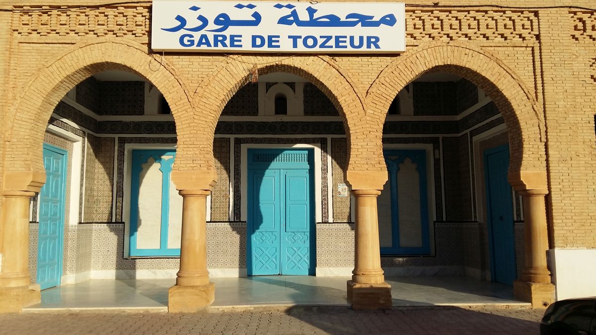 Gare_de_chemin_de_fer_de_Tozeur_018